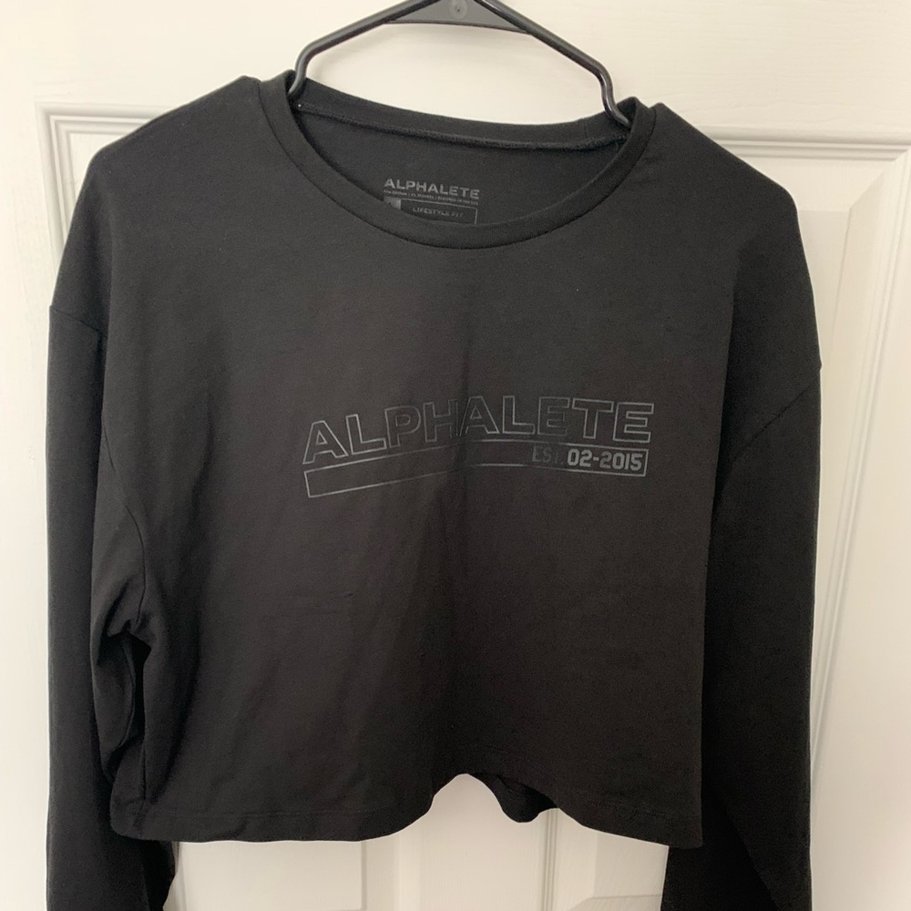 Alphalete Crop Logo Black Longsleeve, size L